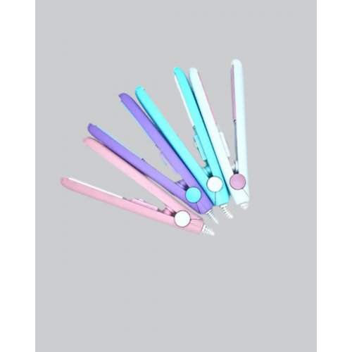 Mini Seramik Saç Düzleştirici – Kompakt Boy 180°C Hızlı Isınma Seyahat Tipi Mini Seramik Saç Düzleştirici – Kompakt Boy 180°C Hızlı Isınma Seyahat Tipi