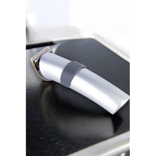 Erkeklere Özel Şarjlı Saç ve Sakal Kesme Tıraş Makinesi Seti